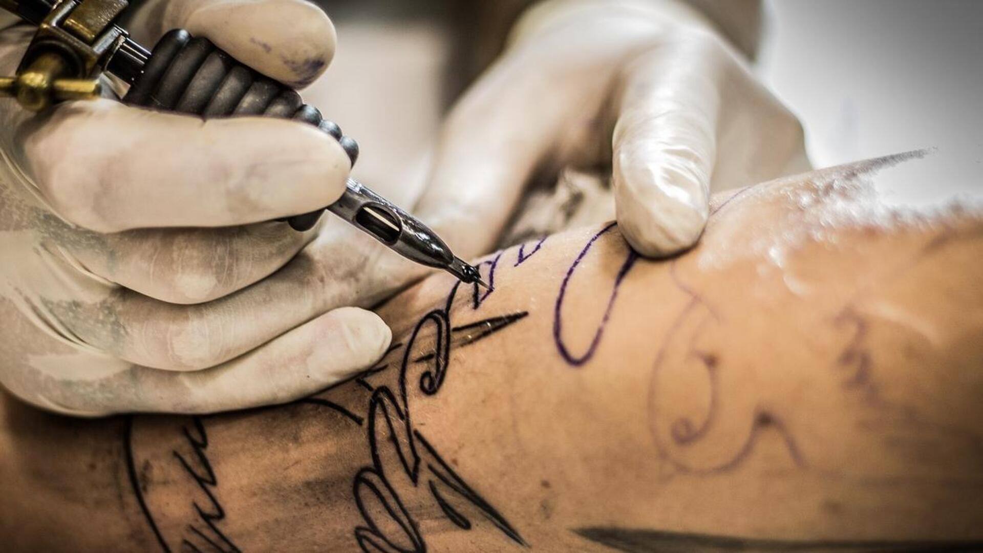 Etiket tato: Hal-hal yang tidak boleh dilakukan di salon tato 