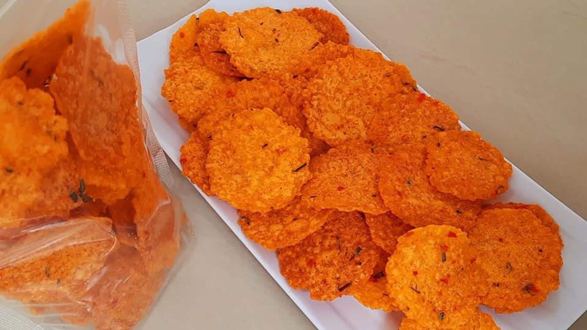 Menjelajahi Lima Varietas Keripik Nasi Autentik Indonesia