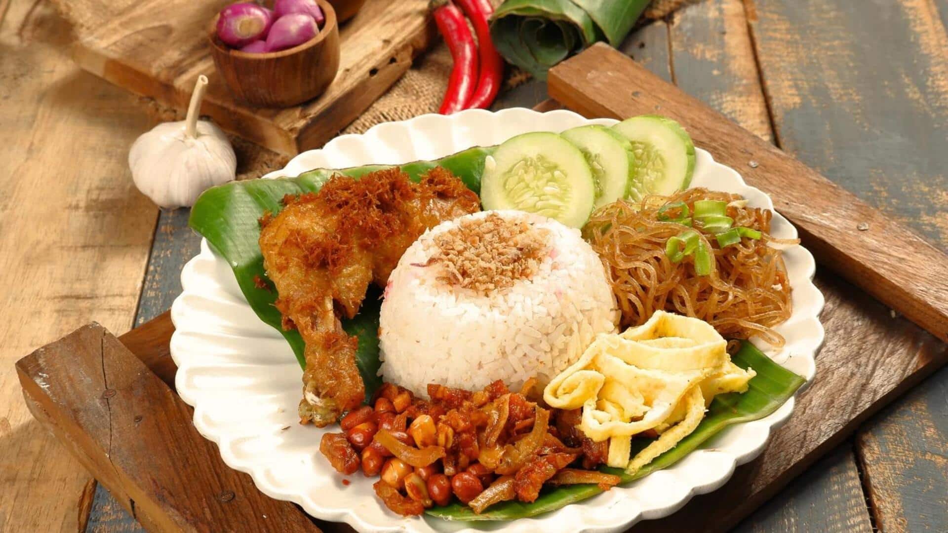 Hidangan Nasi Populer di Indonesia yang Wajib Anda Coba Hidangan Nasi Populer di Indonesia yang Wajib Anda Coba