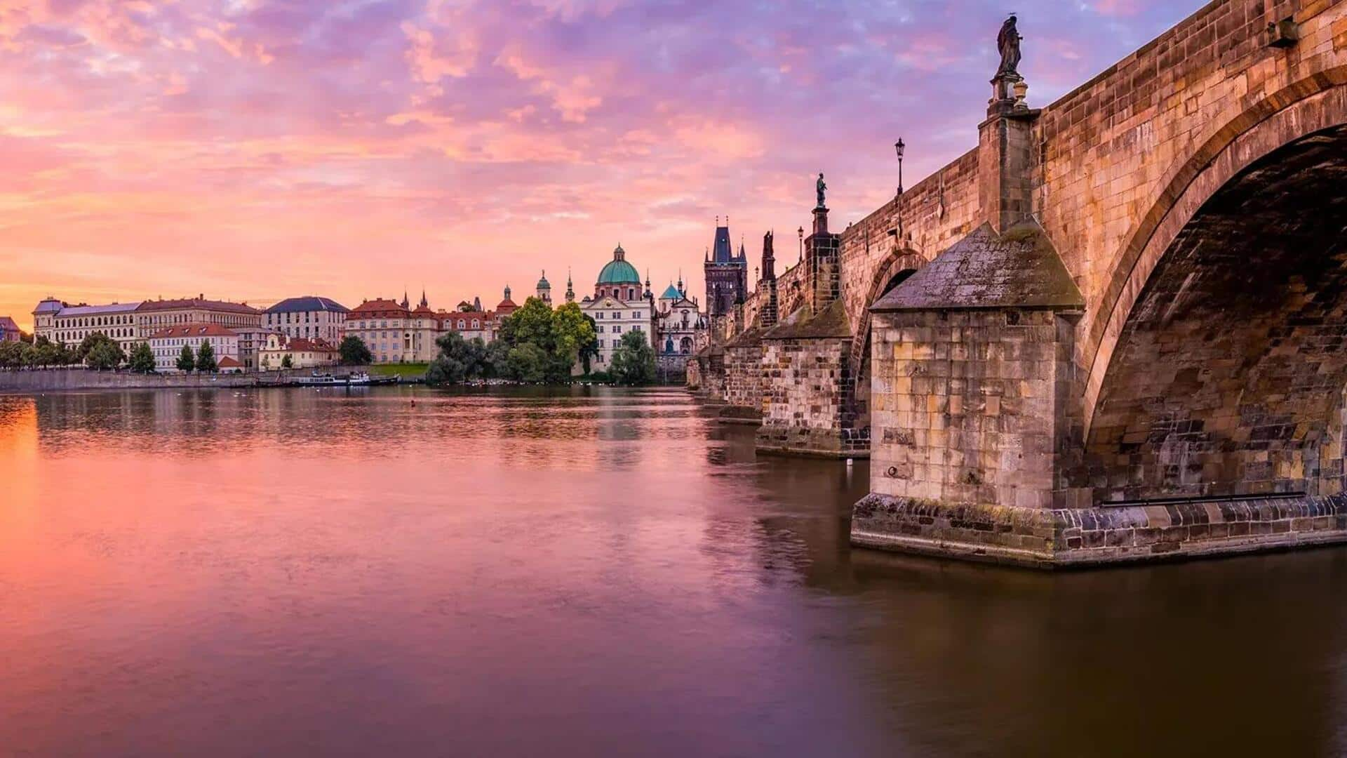 Lima Jalanan Di Sore Hari Yang Unik Di Praha