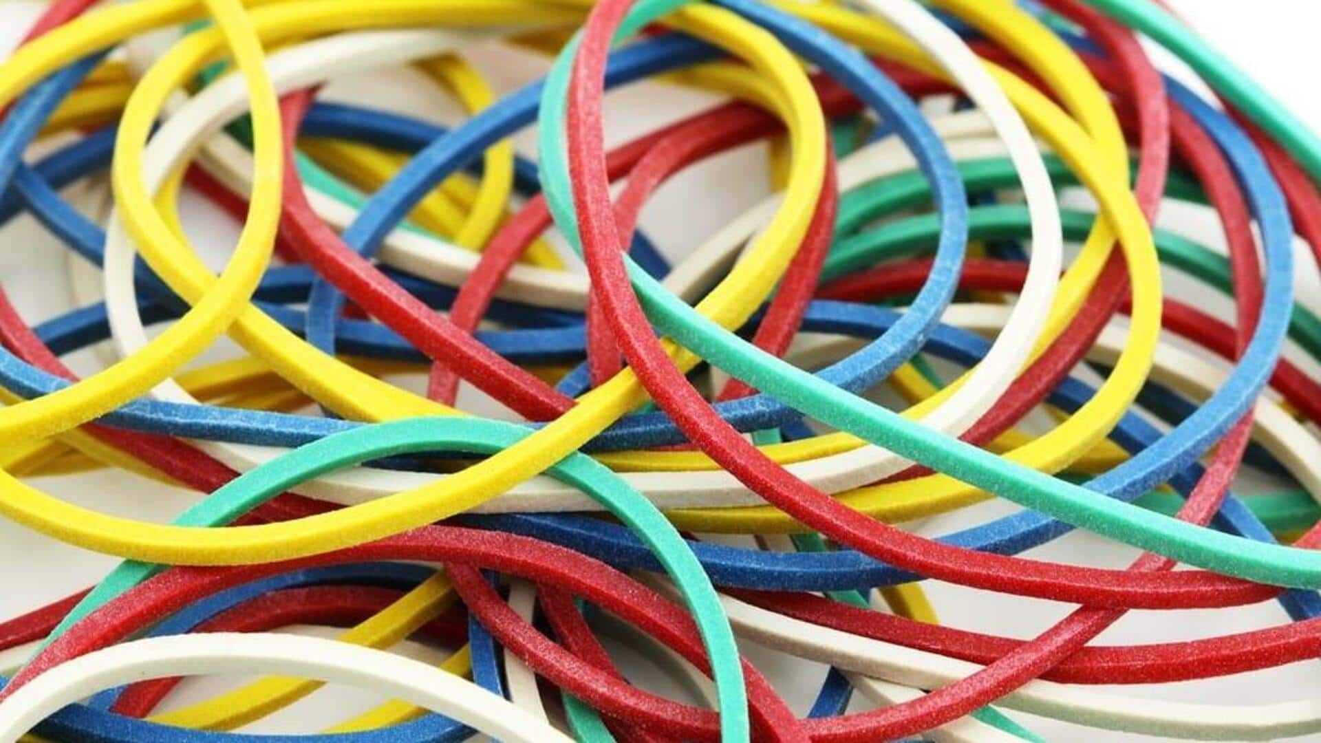 Penggunaan kreatif karet gelang untuk organisasi rumah