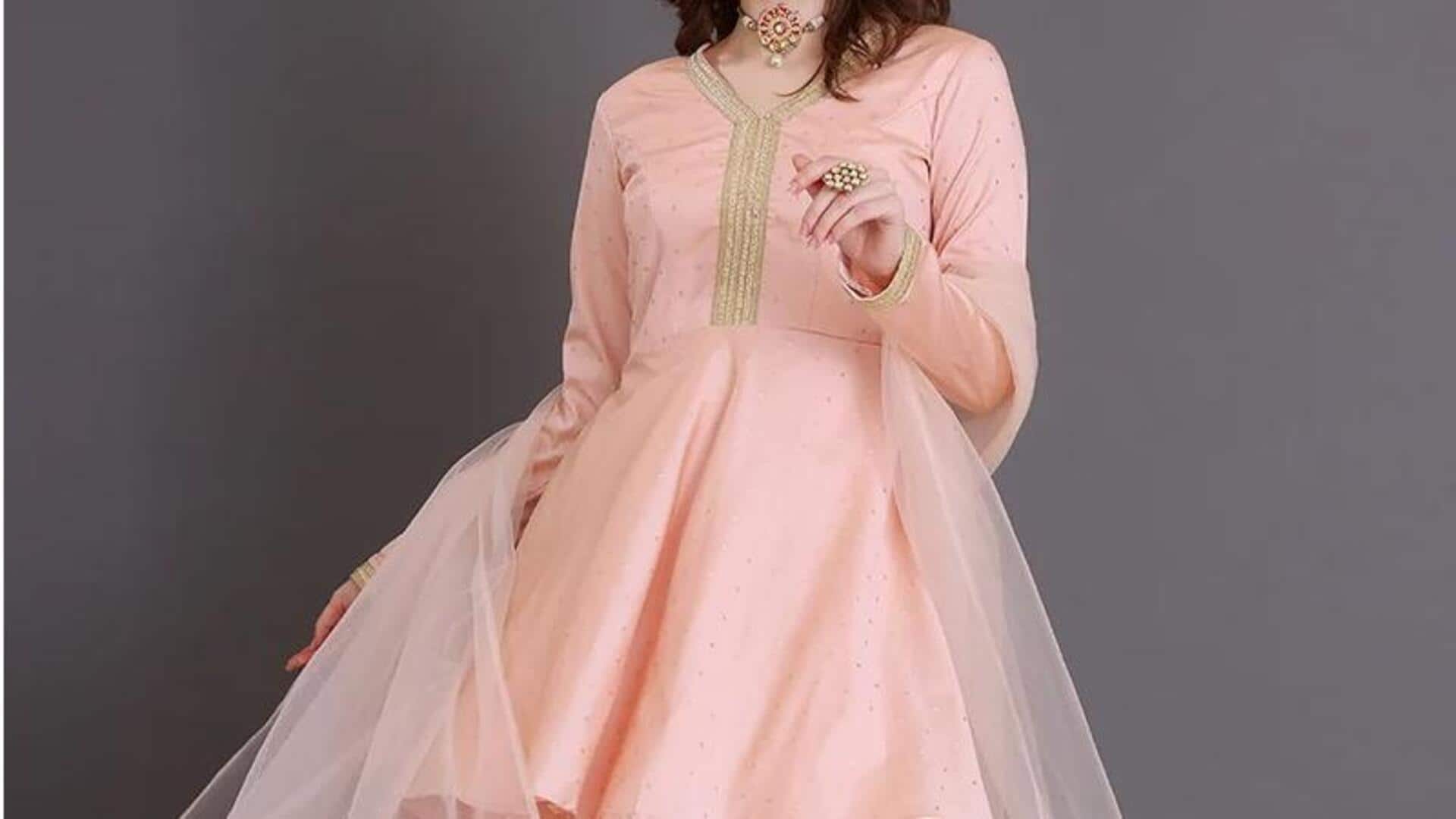 Cara memadukan Sharara untuk elegansi modern