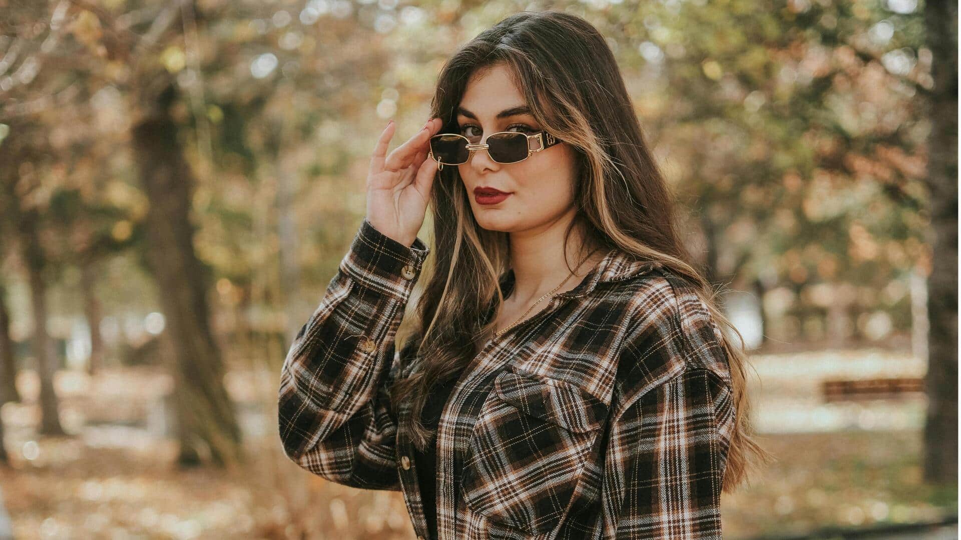 Gaya musim gugur dengan kain bertekstur