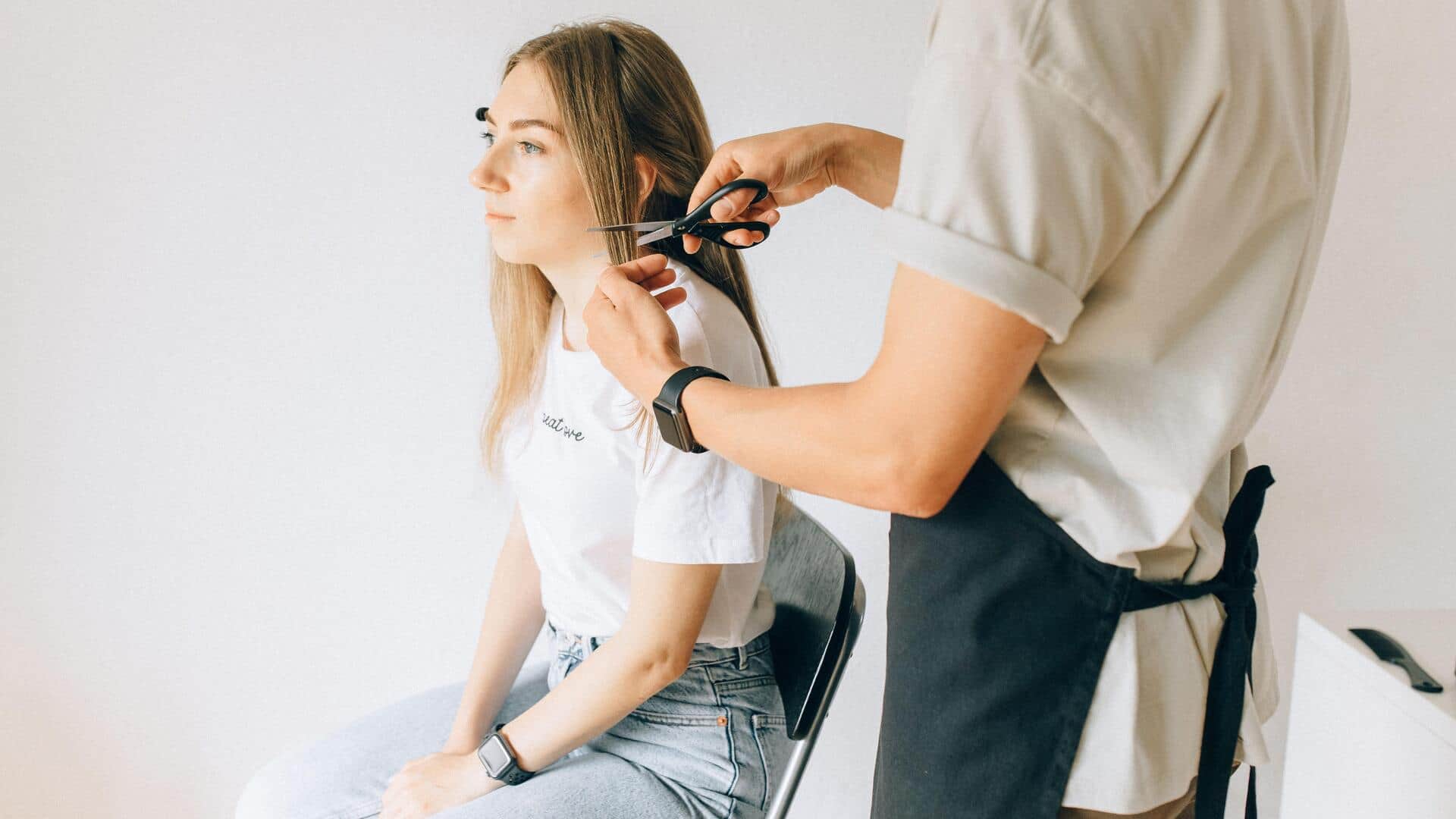 Mengatasi kelembapan: Gaya rambut bebas kusut