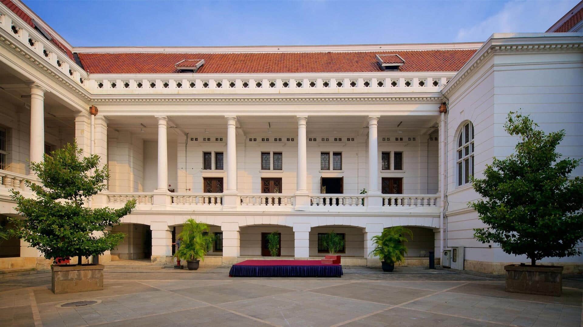 Menjelajahi Keajaiban Arsitektur Jakarta yang Tersembunyi