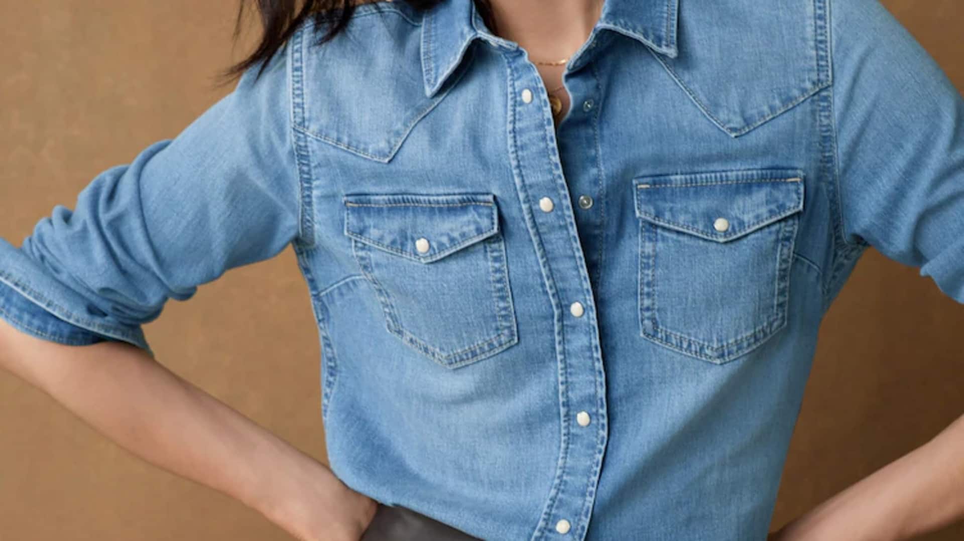 Gaya kemeja chambray untuk musim dingin India