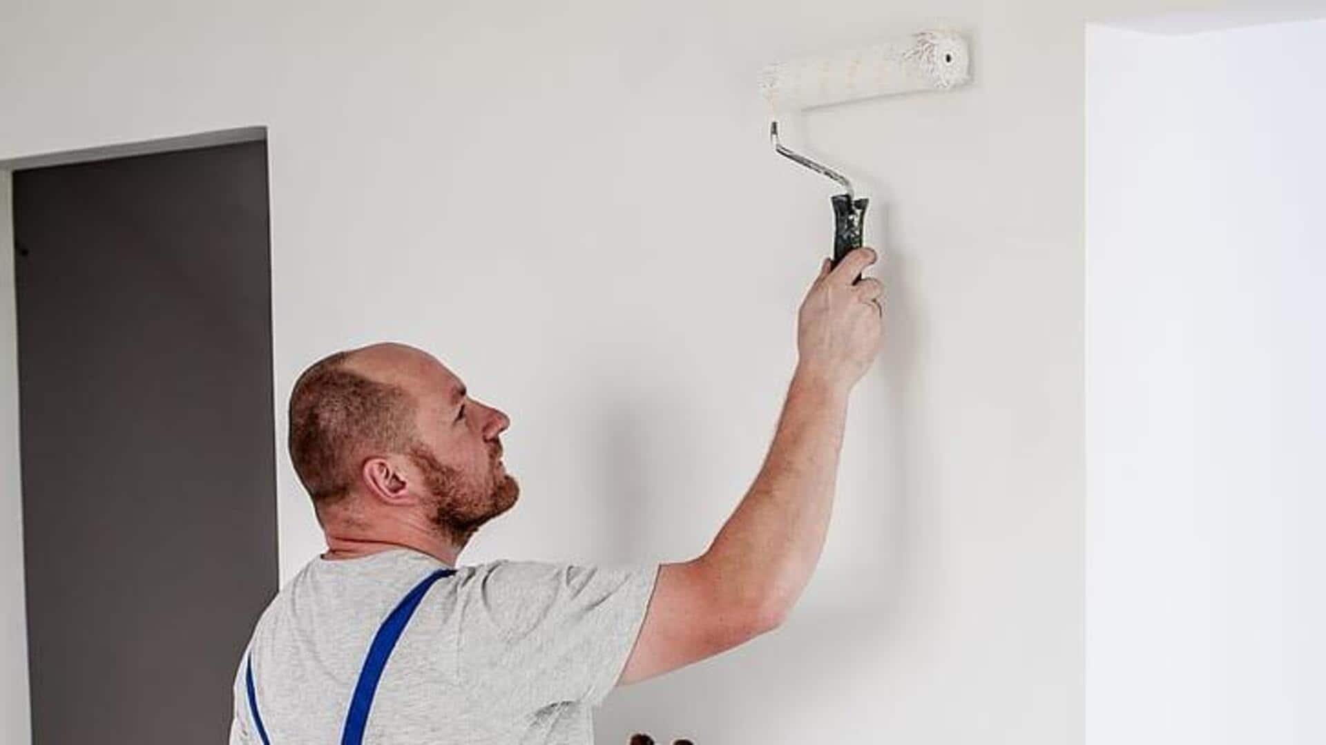 Warnai dinding dengan cat ramah lingkungan