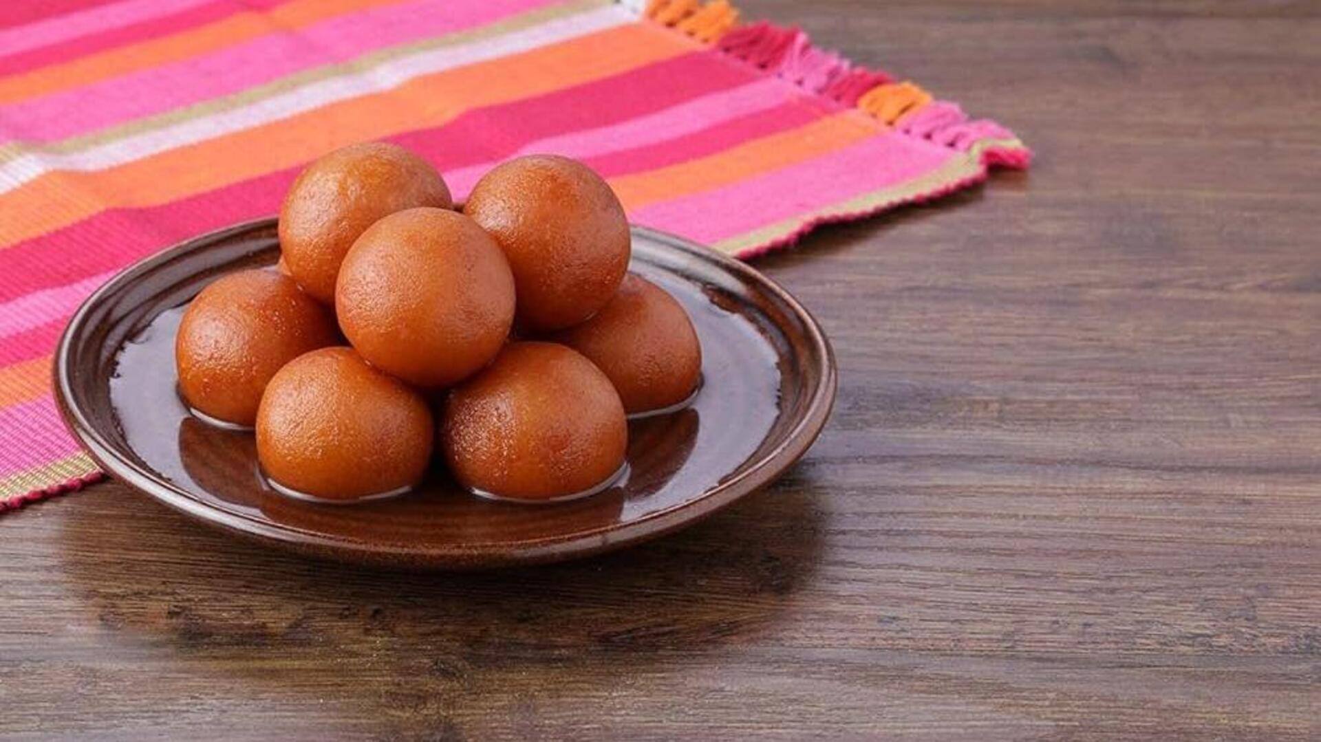 Cobalah Hidangan Penutup India dengan Tambahan Murbei Liar