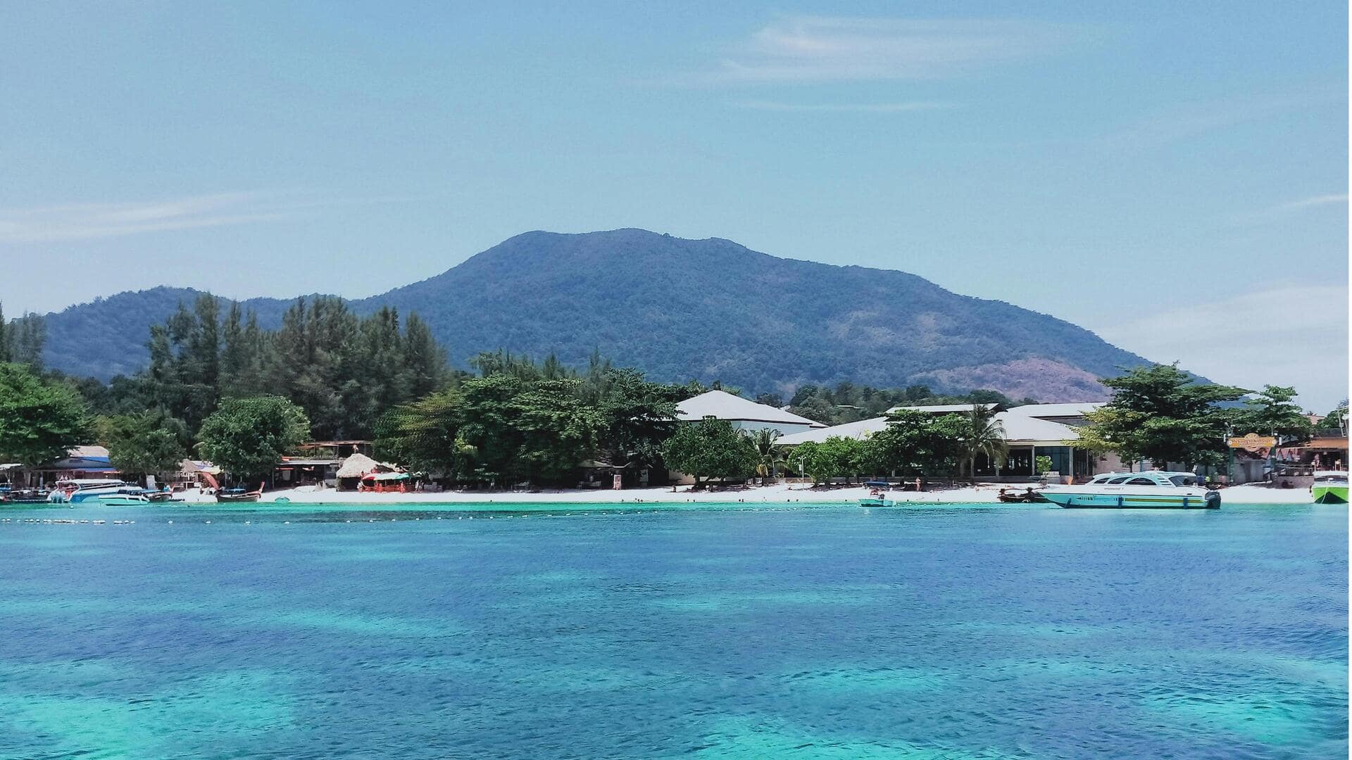 Pulau Tersembunyi di Thailand yang Menakjubkan
