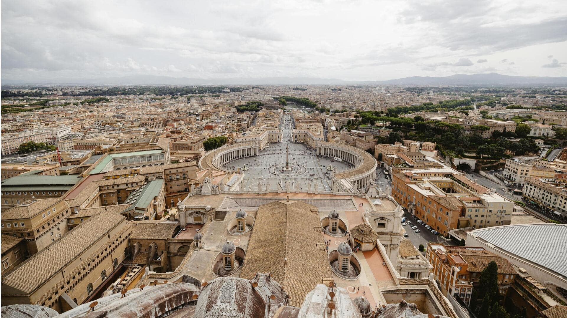 Menemukan Keindahan Seni Tersembunyi di Vatikan selain Kapel Sistina