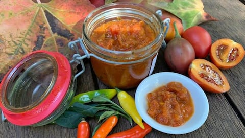 Lima Resep Chutney Kreatif dengan Bahan Dasar Terung Belanda