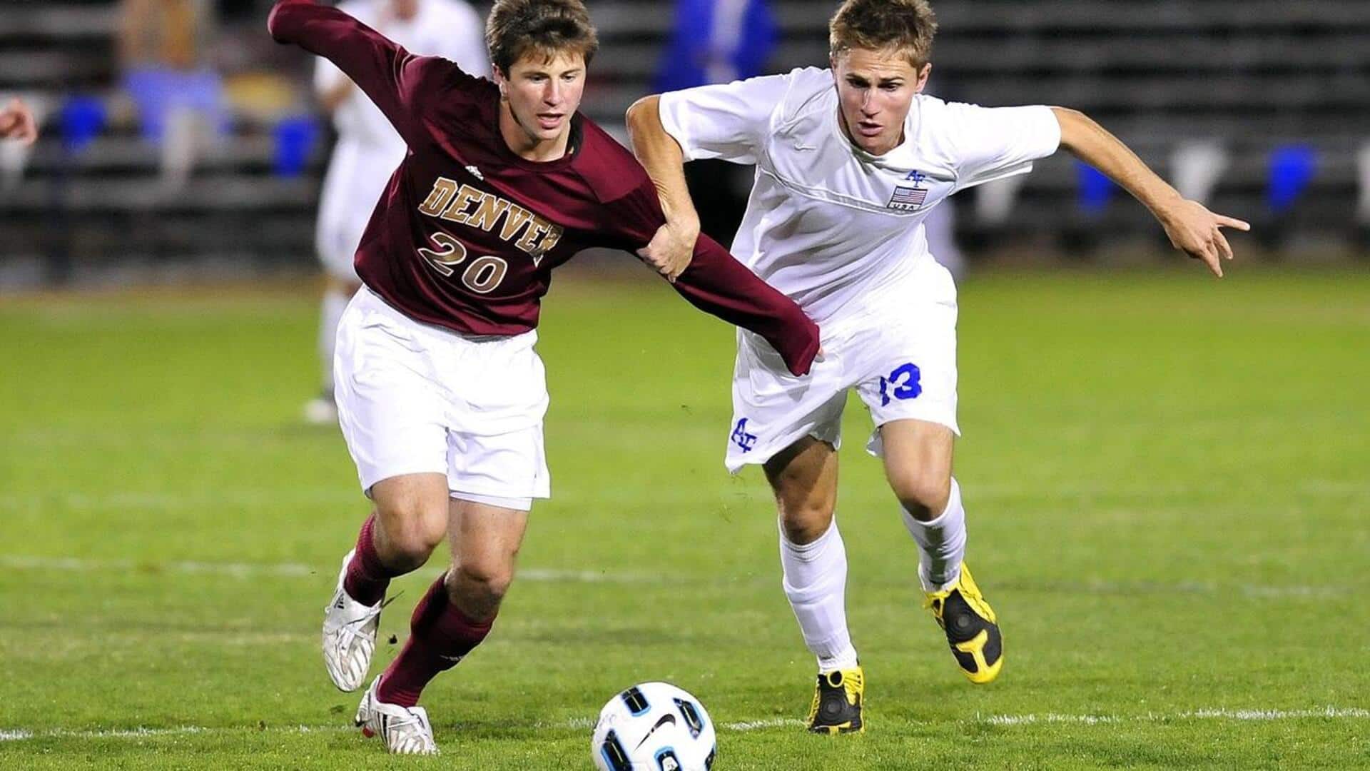 Mengapa pemain sepak bola menghindari selebrasi di tandang?