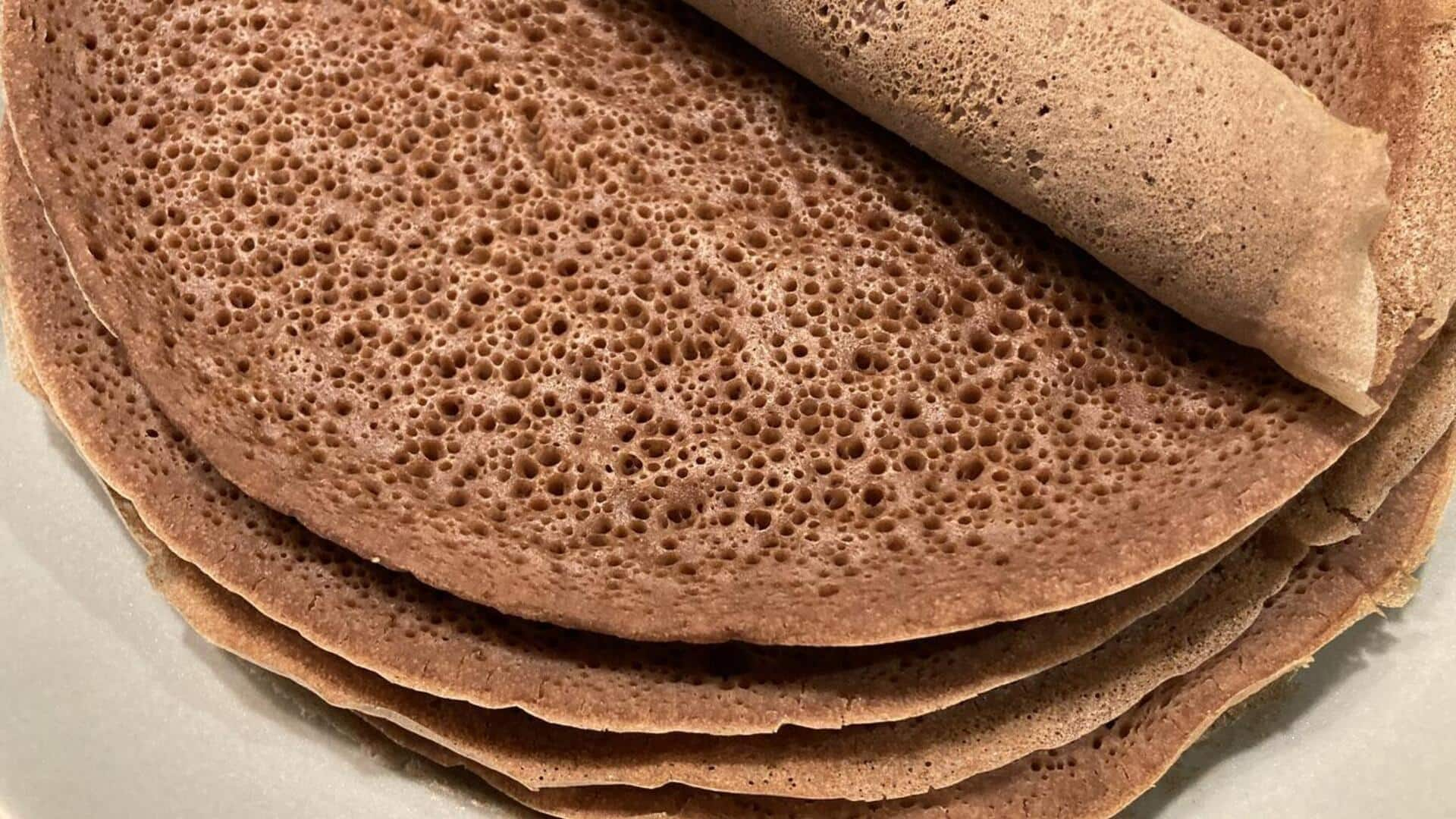 Cobalah resep injera Ethiopia dengan miju-miju berbumbu ini