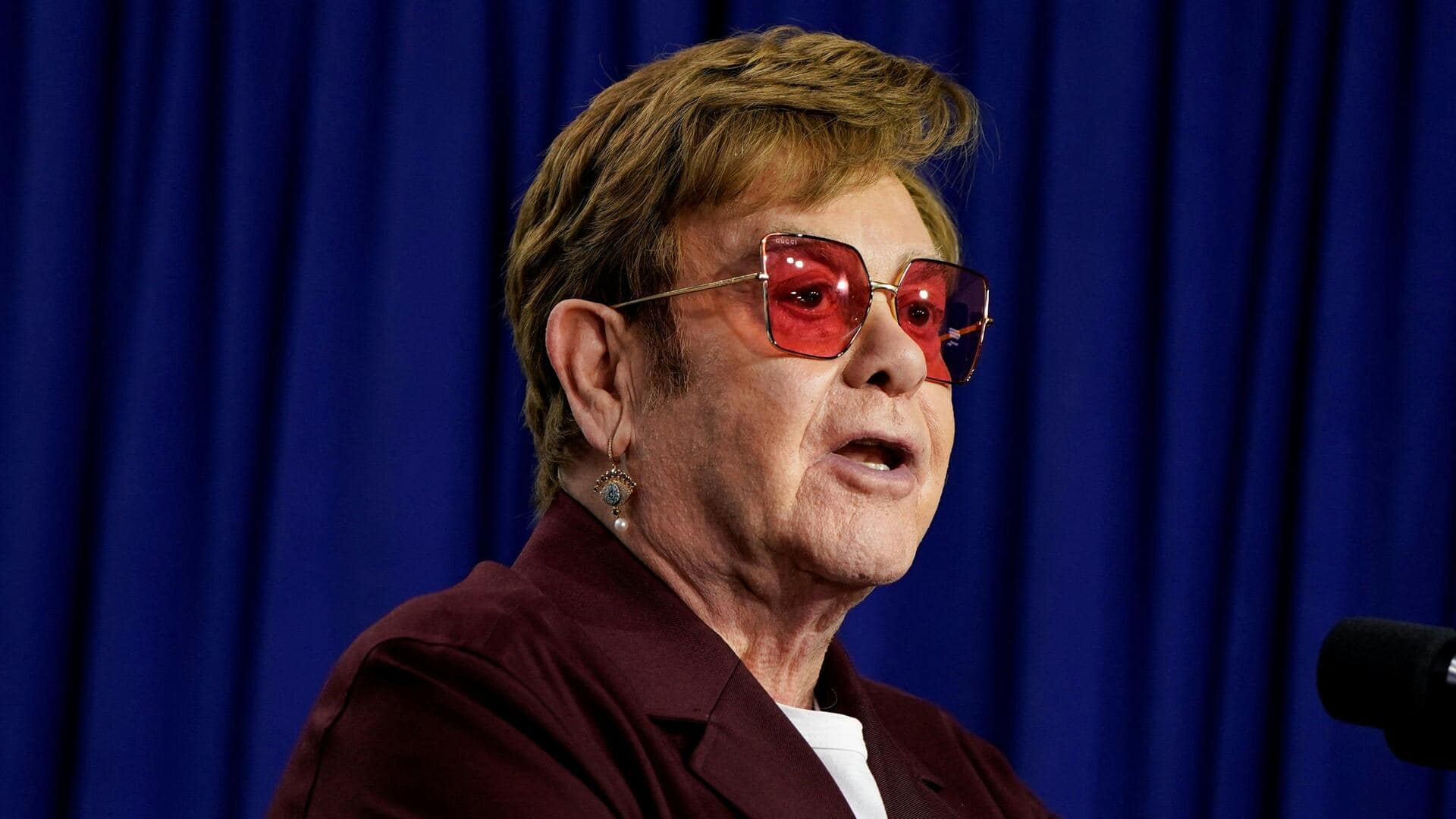 Fakta menarik tentang proses penulisan lagu Elton John Fakta menarik tentang proses penulisan lagu Elton John