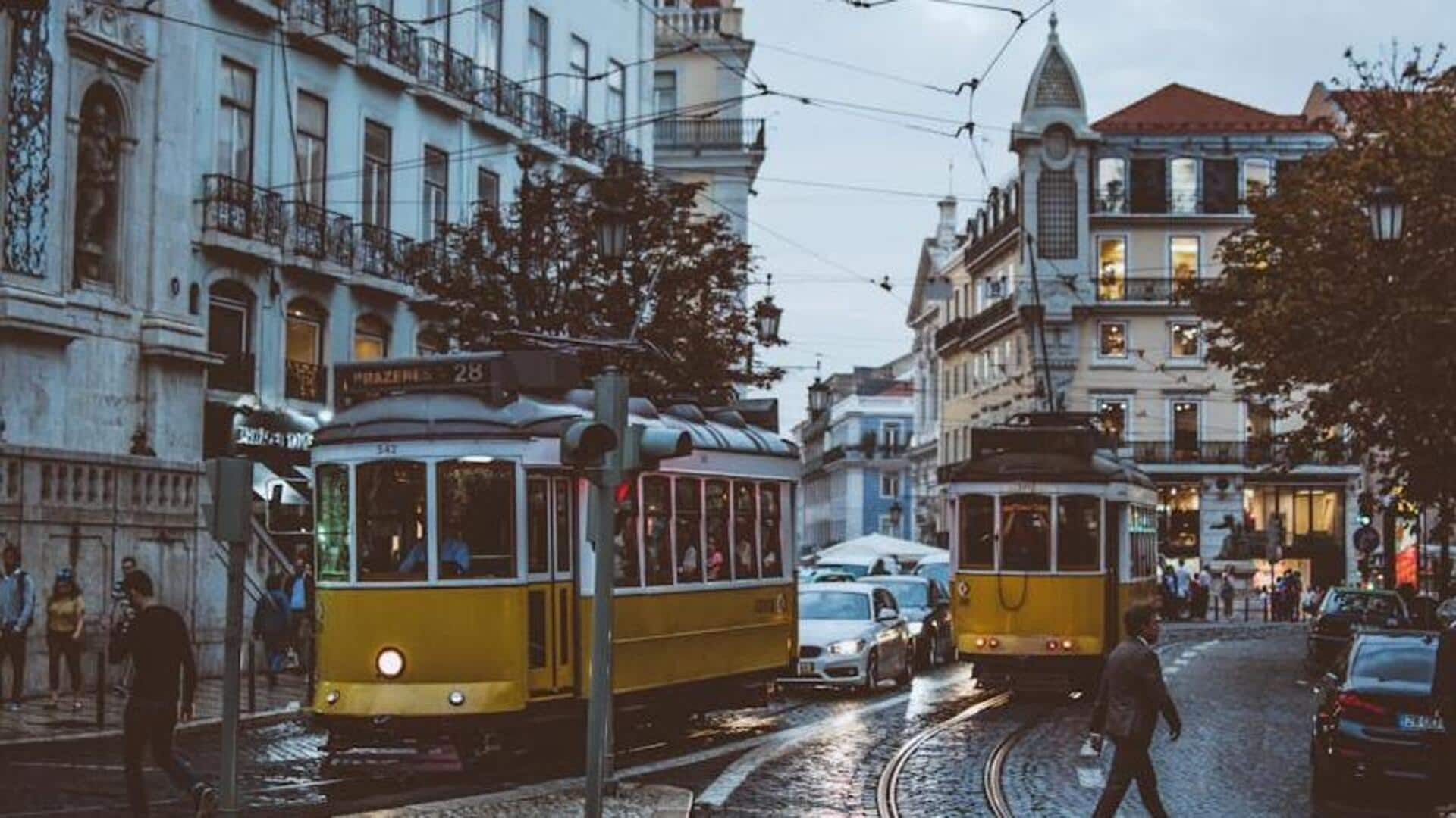 Perjalanan trem dan fado bersejarah Lisbon 