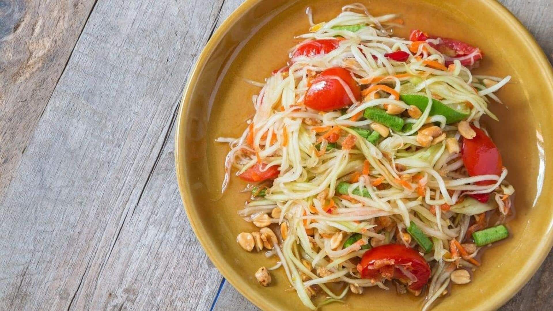 Mencicipi Salad Pepaya Bali yang Menggugah Selera