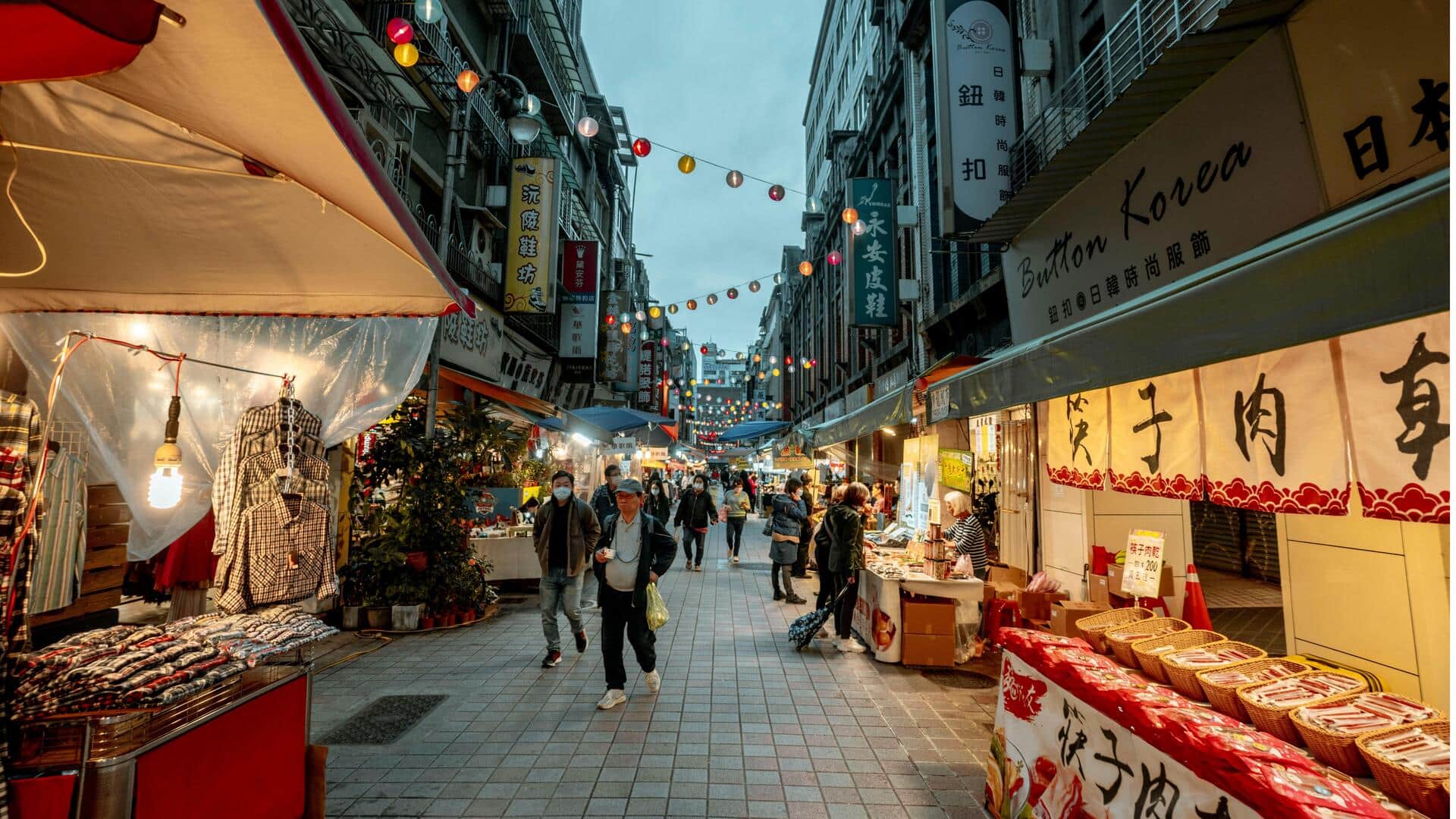 Menjelajahi Pasar Jalanan Taiwan yang Berwarna-warni Menjelajahi Pasar Jalanan Taiwan yang Berwarna-warni