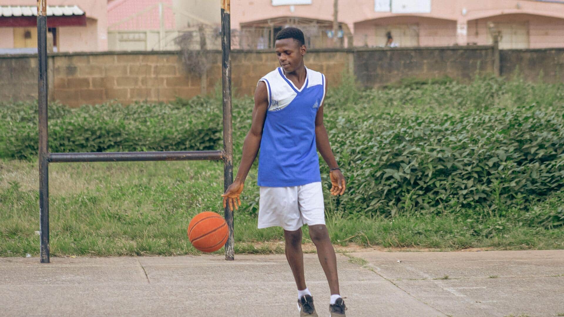 Kapan pemain basket menjadi agen bebas dan mengapa?
