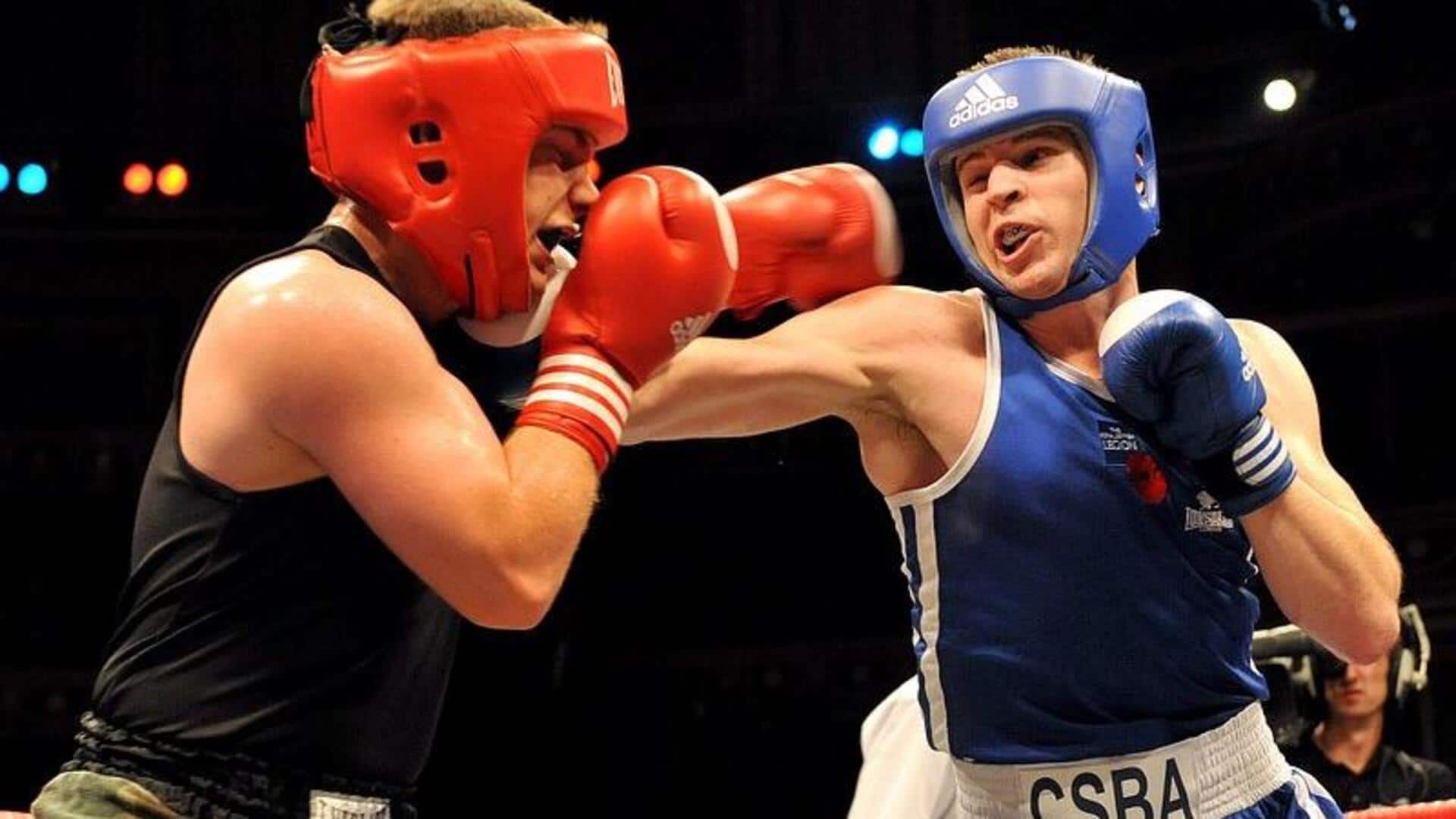 Mengapa petinju memakai sarung tinju berwarna tertentu?