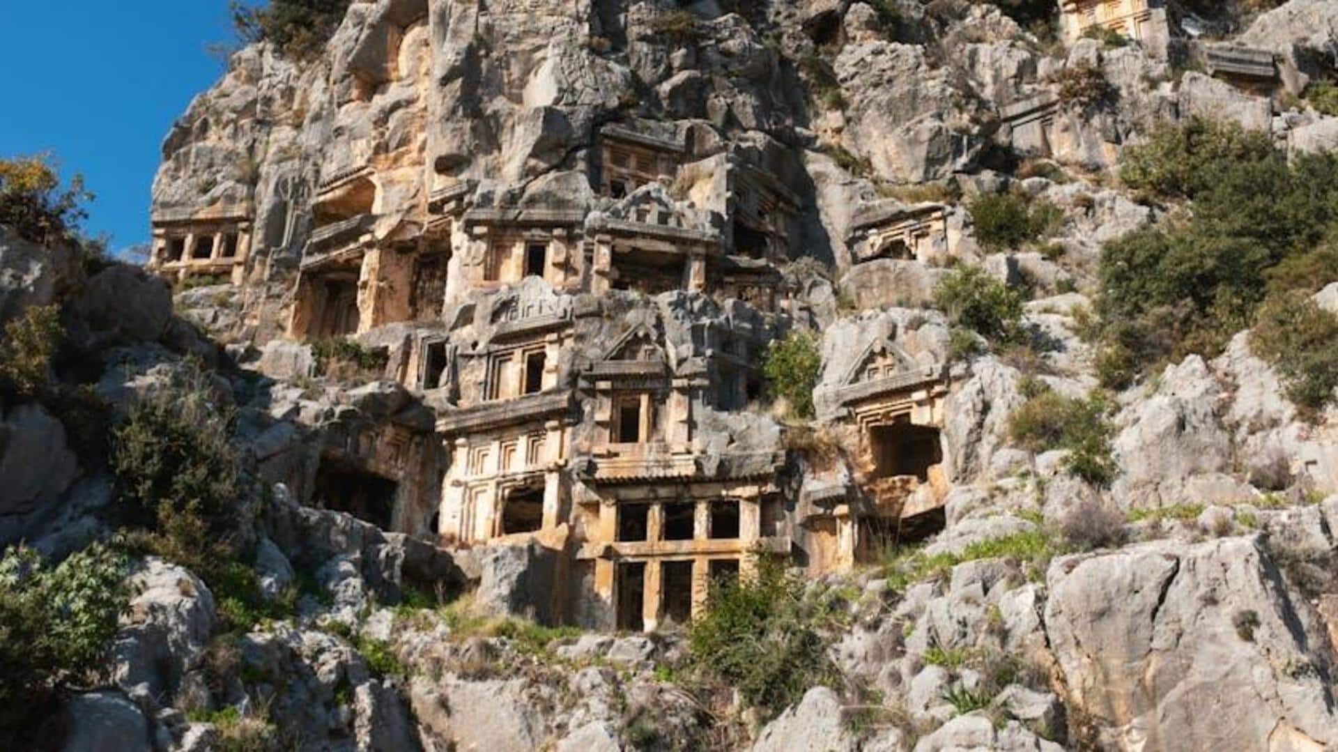 Menjelajahi Desa Kuno di Jalur Lycian, Turki
