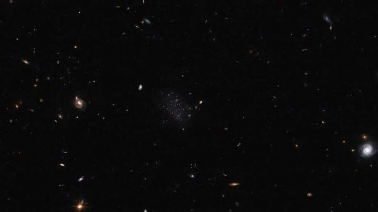 Seorang Astronom amatir menemukan galaksi redup yang terlewatkan oleh komputer