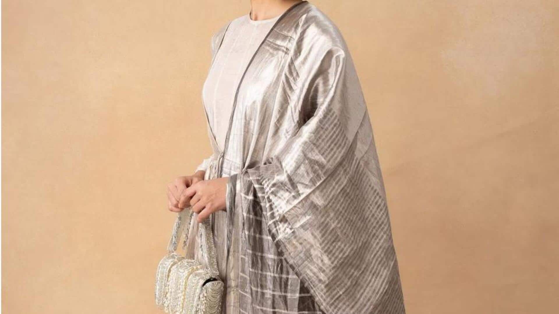 Lima gaya dupatta benang metalik untuk musim dingin meriah India