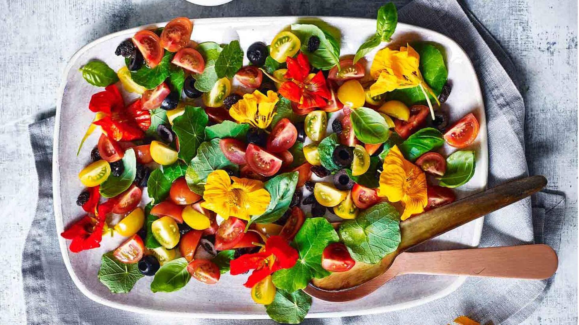 Hidangan Vegetarian dengan Tambahan Bunga yang dapat Dimakan