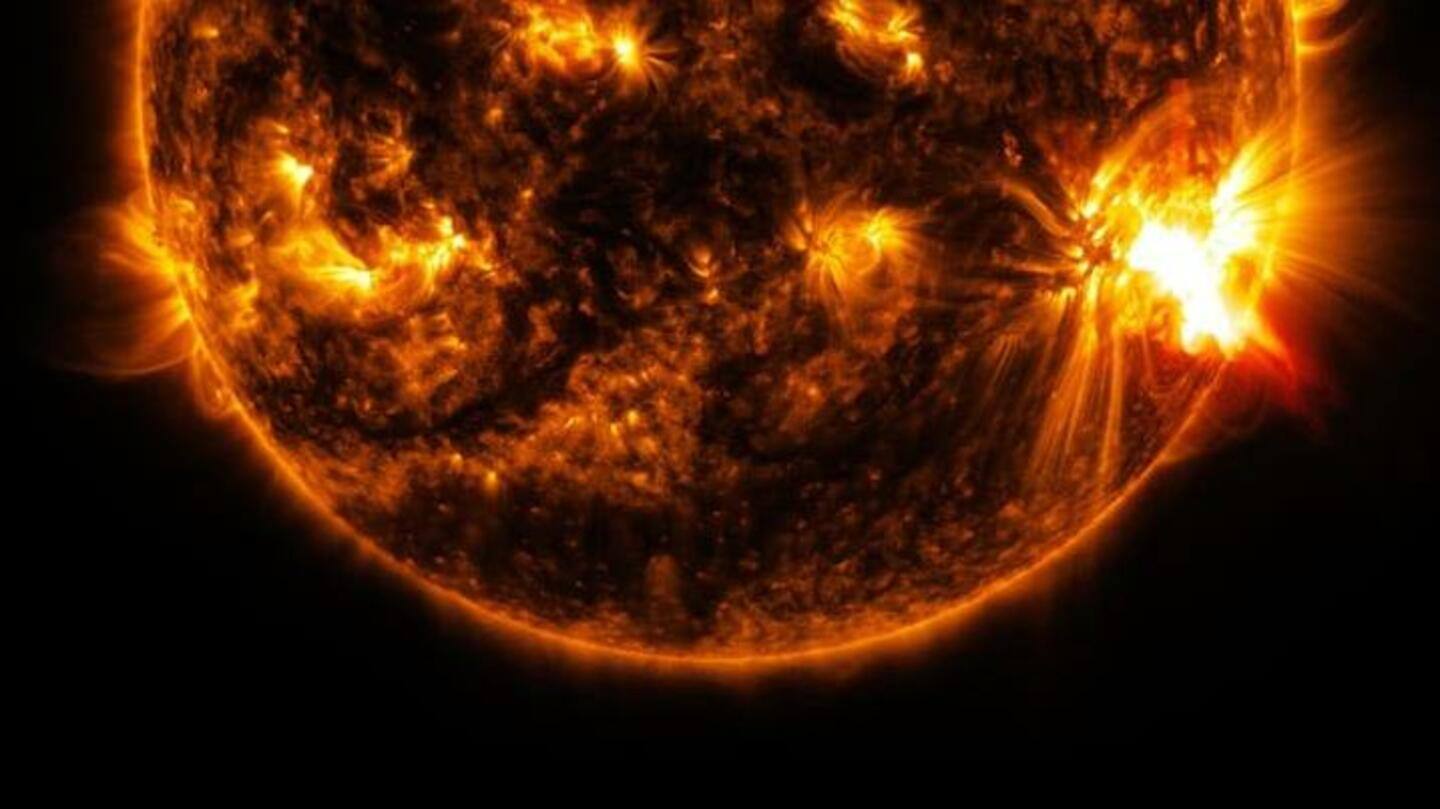 Matahari Mengeluarkan Suar Surya Kelas-X Yang Kuat