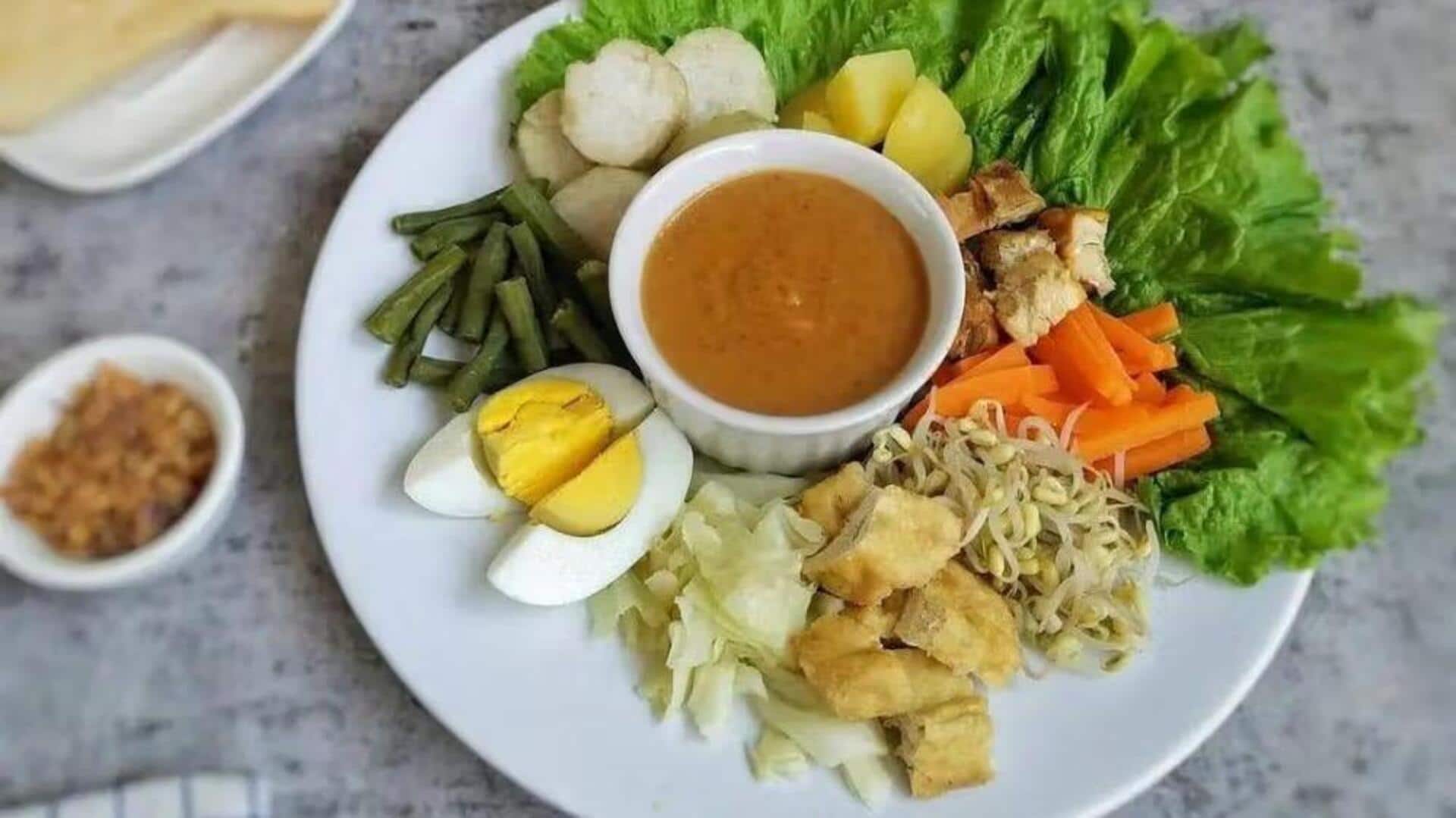 Kreasikan Gado-Gado ala Kuliner Jalanan Indonesia di Rumah Anda