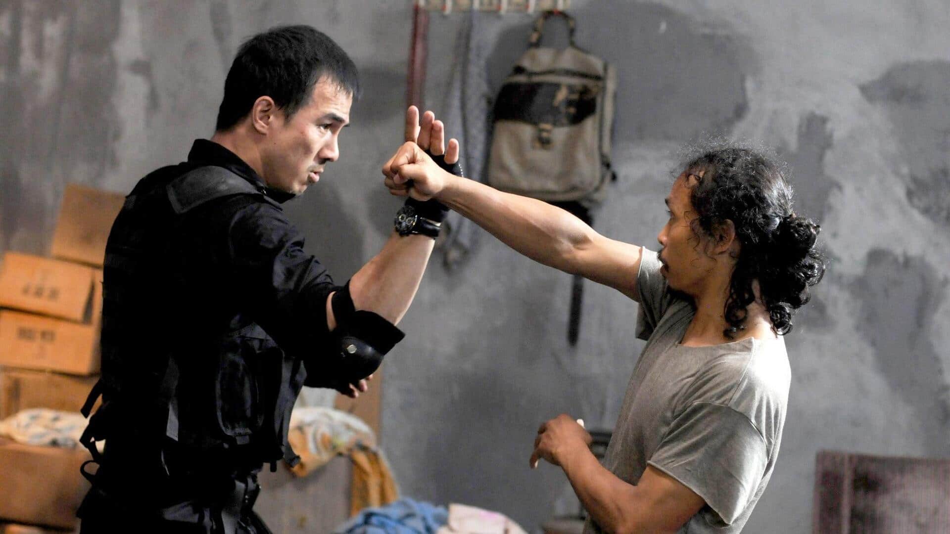 Stunt unik di film Indonesia terkenal Stunt unik di film Indonesia terkenal