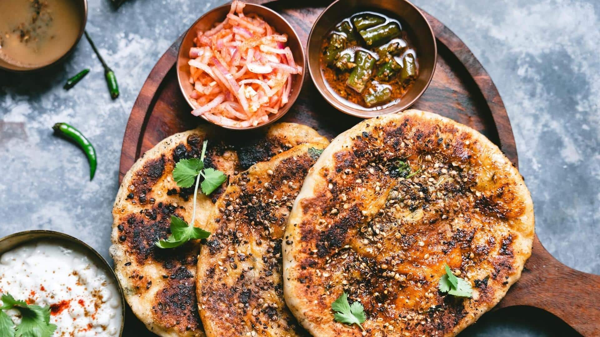 Mencicipi Roti Pipih dengan Sentuhan Acar