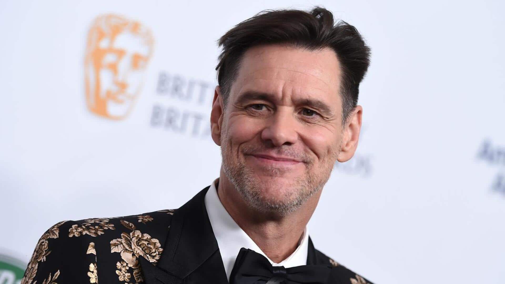 Bintang Hollywood yang mahir meniru selebriti