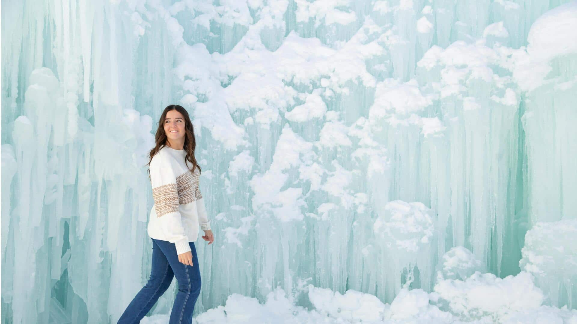 Menjelajahi Keajaiban Ice Castles di Midway, Utah, AS