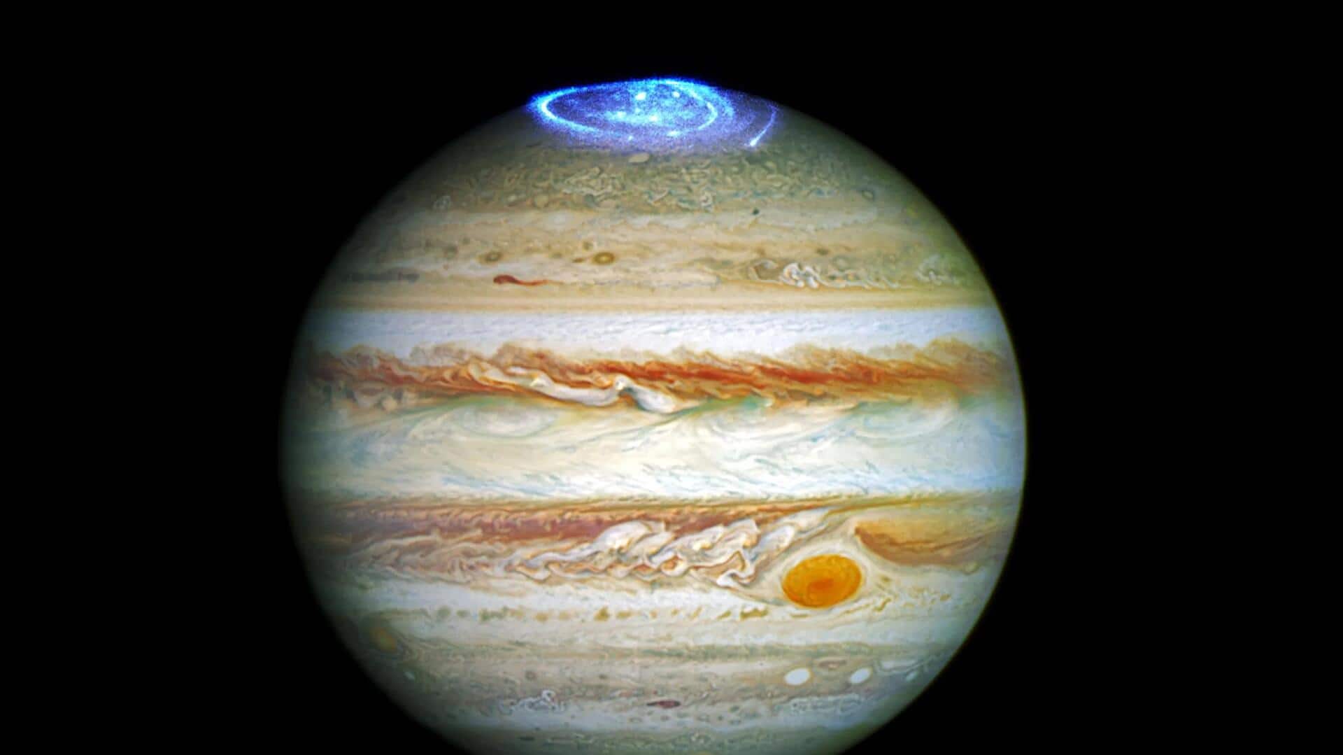 Mengungkap Aurora Aneh di Jupiter