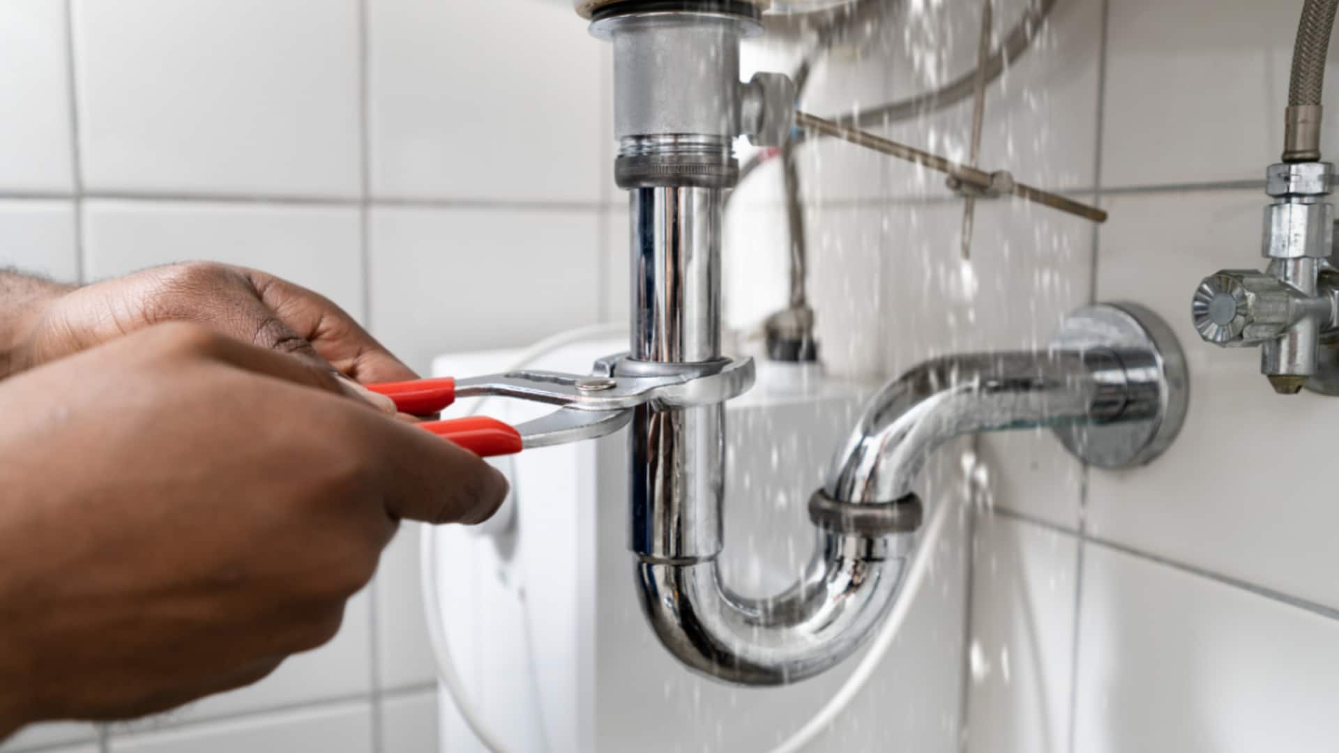 Tip mencegah kelembapan di rumah Anda