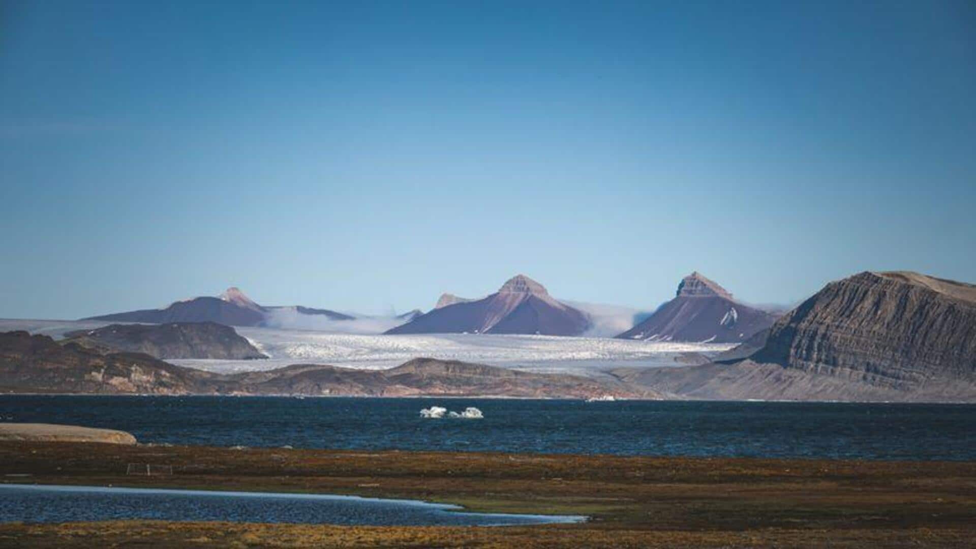 Menjelajahi Kepulauan Arktik Utara Norwegia