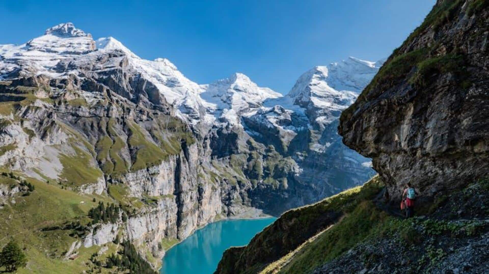 Pemandangan Menakjubkan di Pegunungan Alpen Swiss