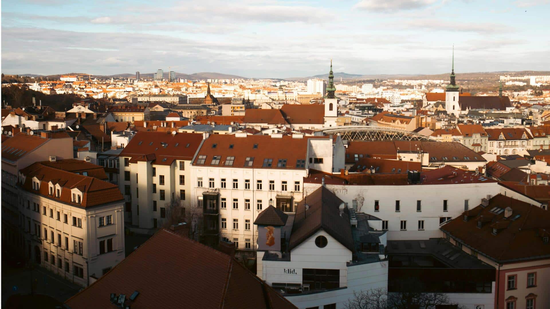 Lima Lokasi Hutan untuk Berendam di Brno, Republik Ceko