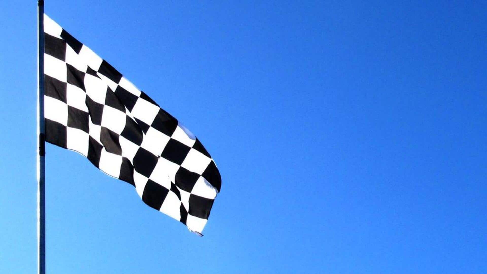 Mengapa bendera balap hitam putih kotak-kotak? Mengapa bendera balap hitam putih kotak-kotak?