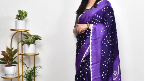 Pola Bandhani rumit dalam mode musim semi kontemporer