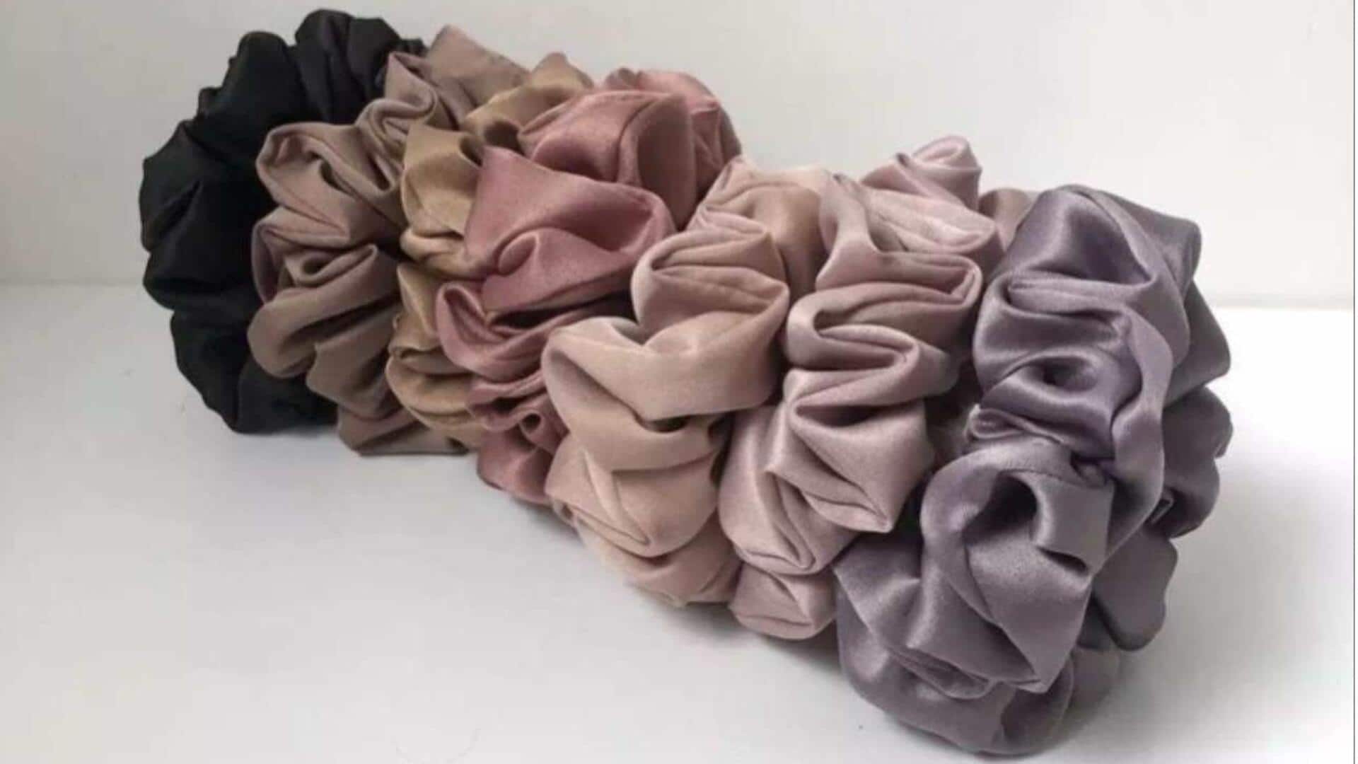 Lima scrunchie satin untuk gaya rambut musim dingin India