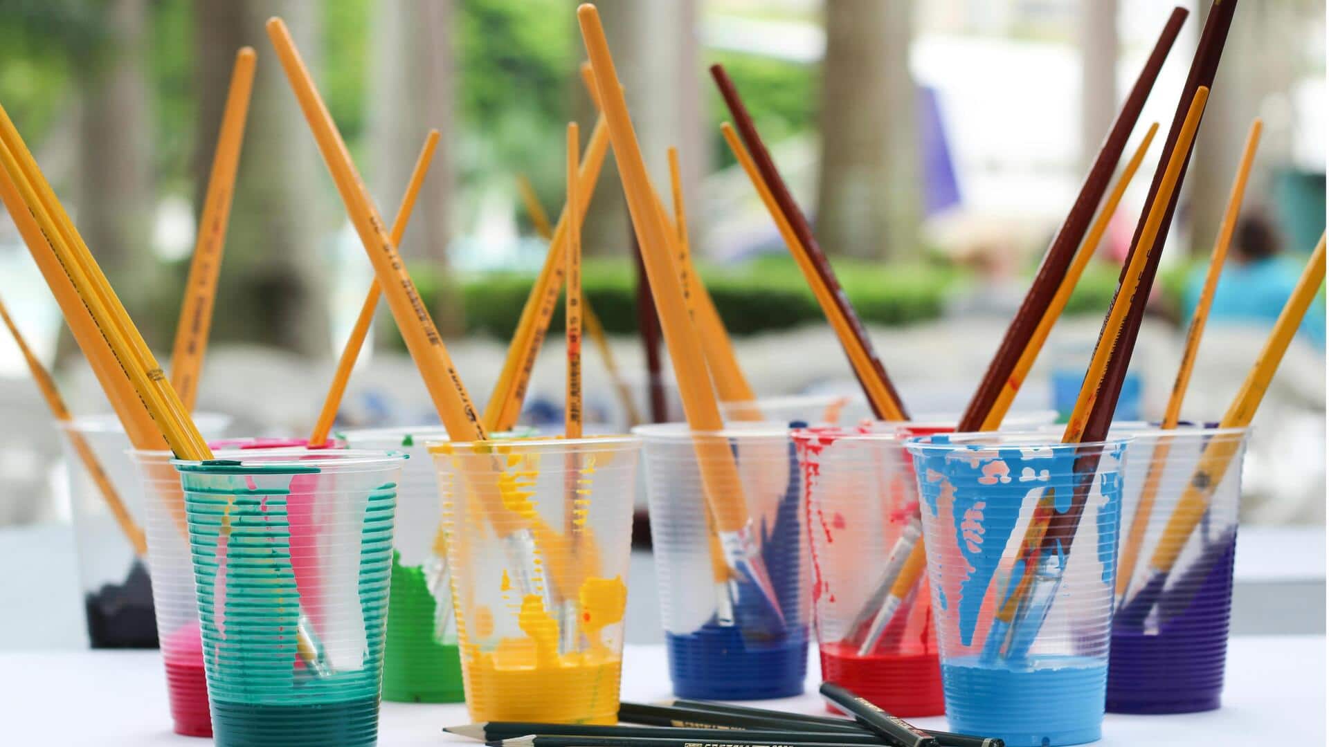 Teknik Melukis Kaca untuk Karya Seni yang Tahan Lama Teknik Melukis Kaca untuk Karya Seni yang Tahan Lama