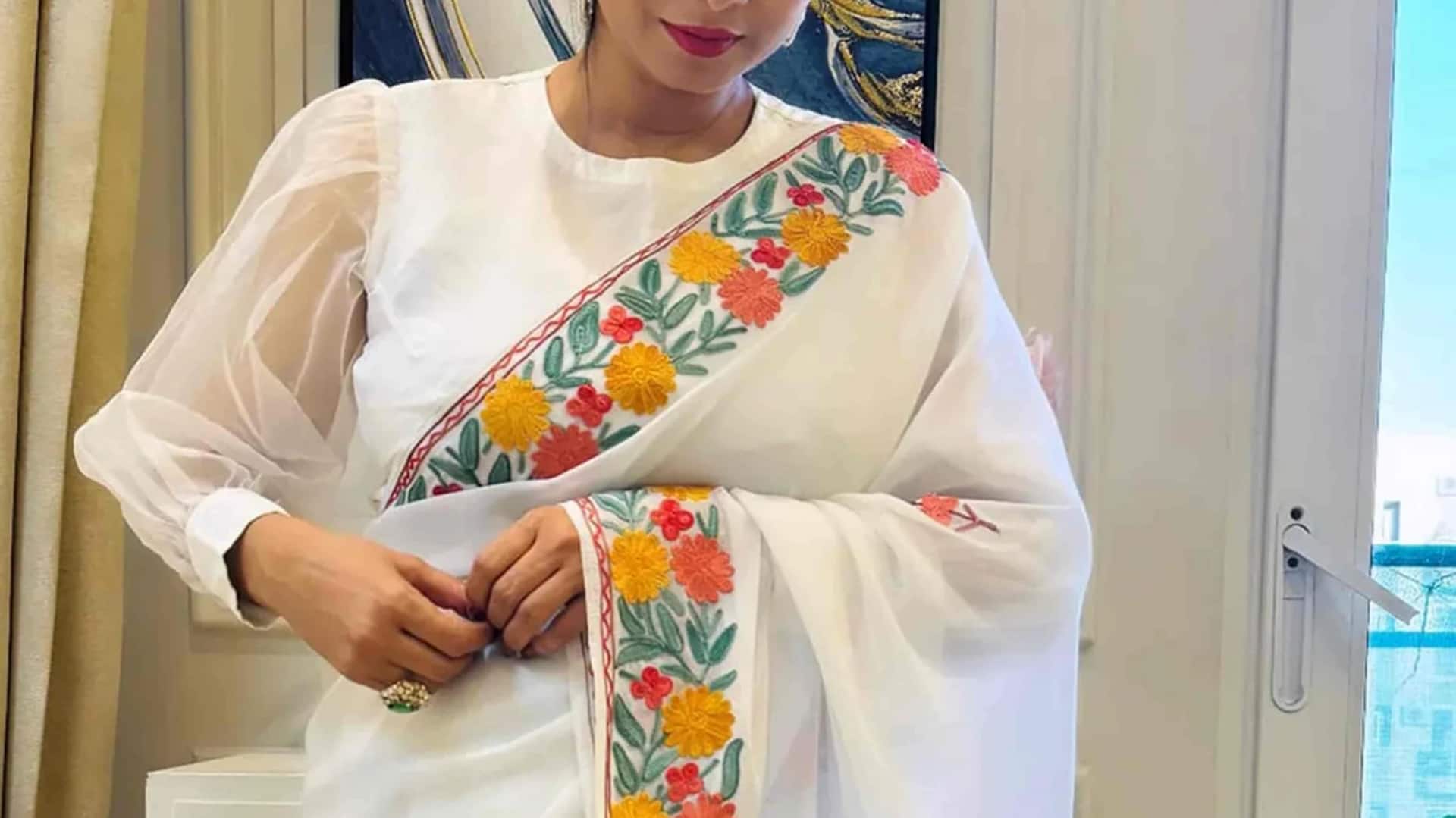 Saree bordir Aari: Keindahan abadi yang tak lekang waktu