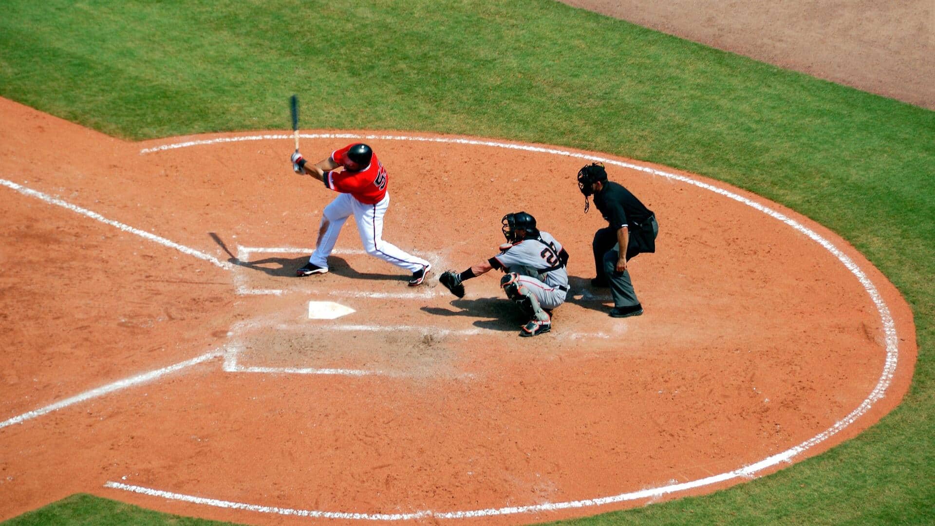 Mengapa lapangan baseball disebut 'The Diamond'