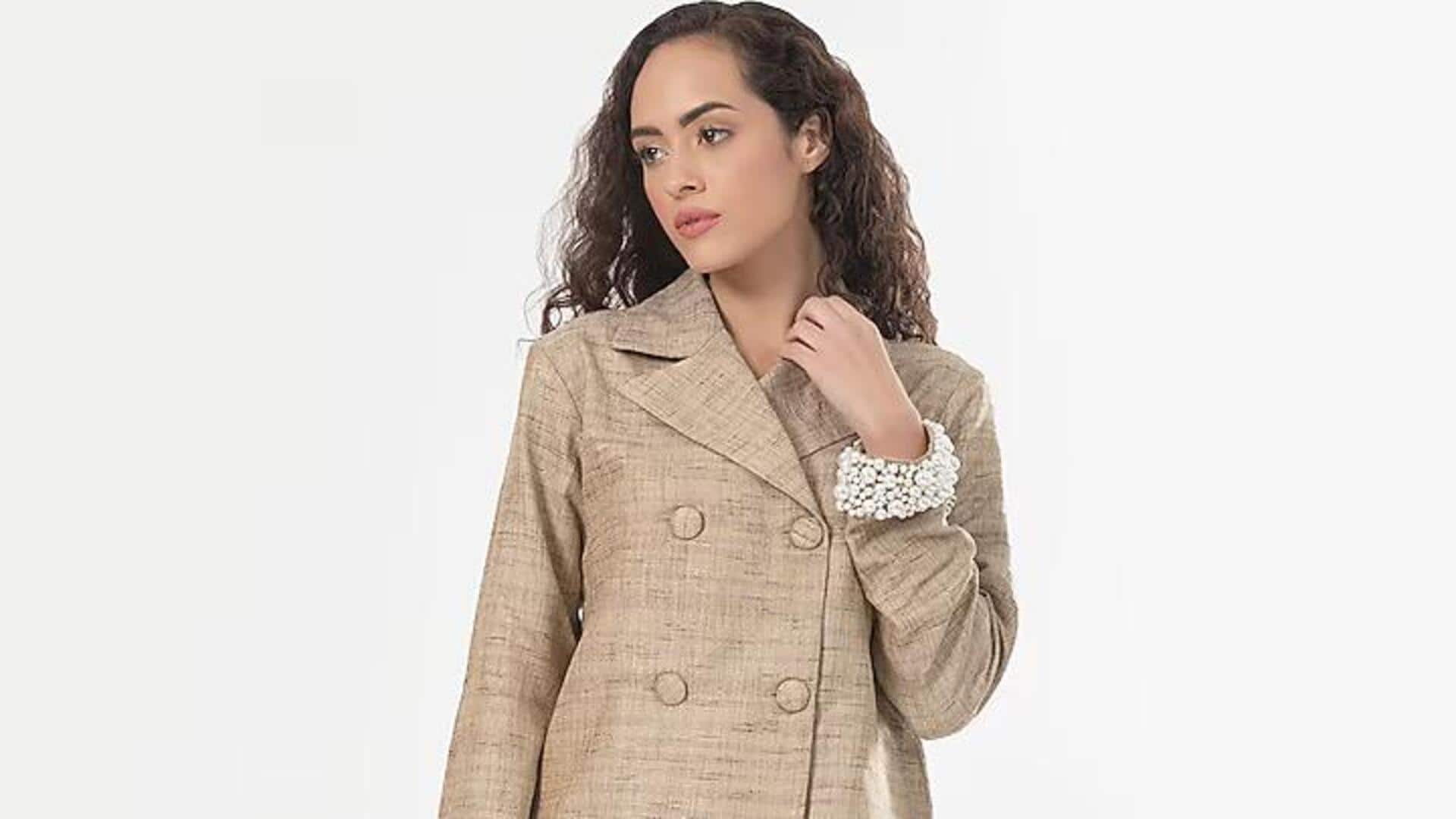 Lima pilihan blazer lembut dari campuran rami untuk musim semi