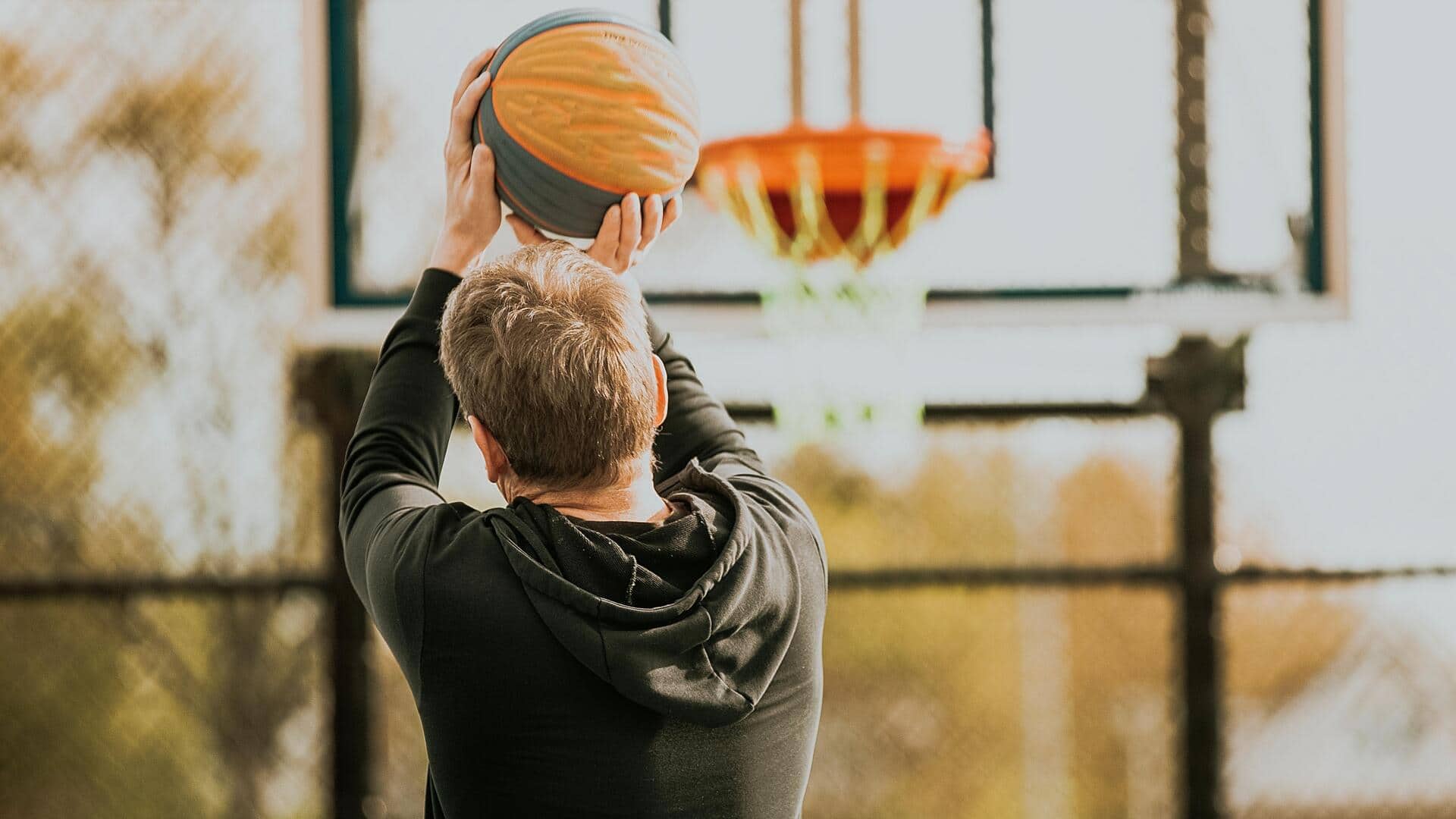 Garis lemparan bebas dalam bola basket: Asal dan dampaknya