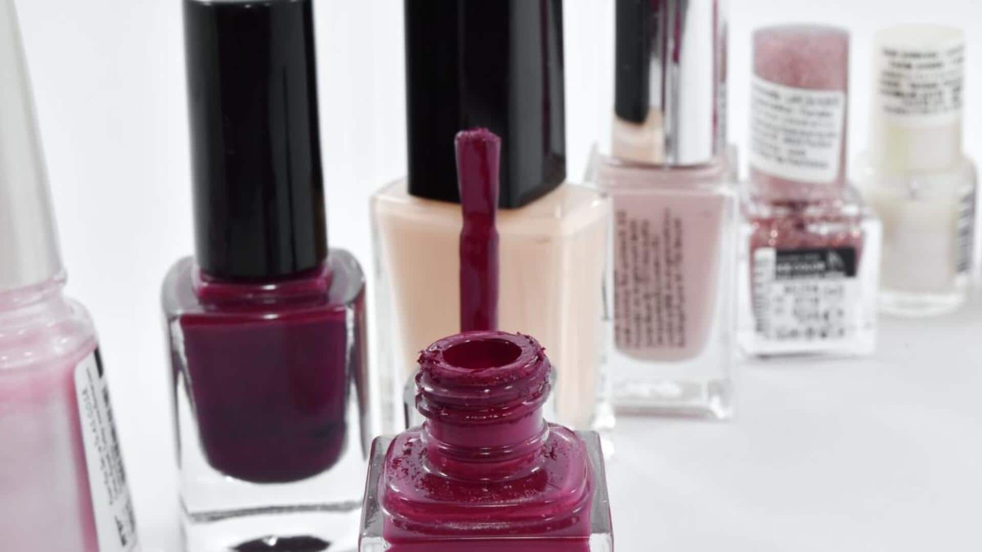 Lima penggunaan mengejutkan cat kuku di rumah