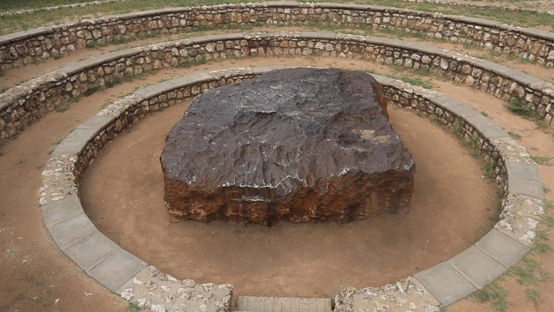 5 Meteor Menakjubkan dengan Sejarah yang Misterius 5 Meteor Menakjubkan dengan Sejarah yang Misterius