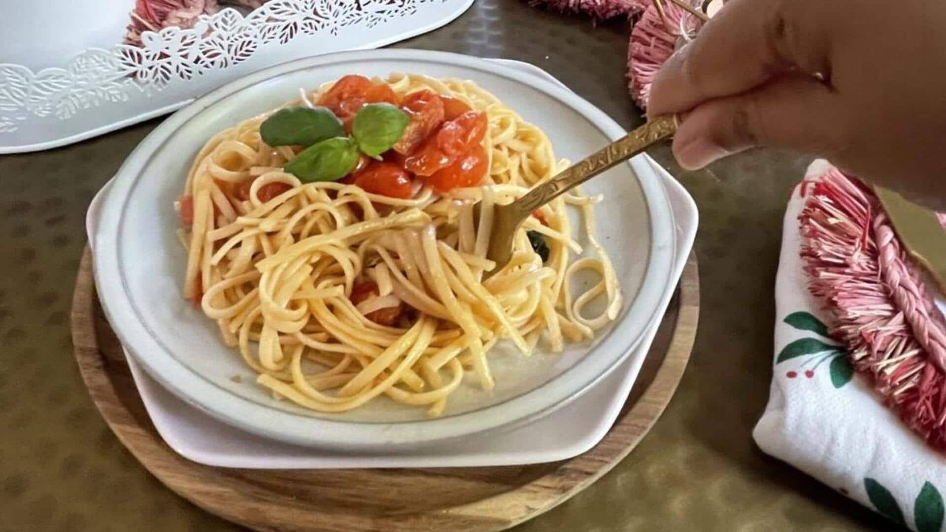 Buat tamu Anda terkesan dengan resep spageti basil Thailand-Italia ini