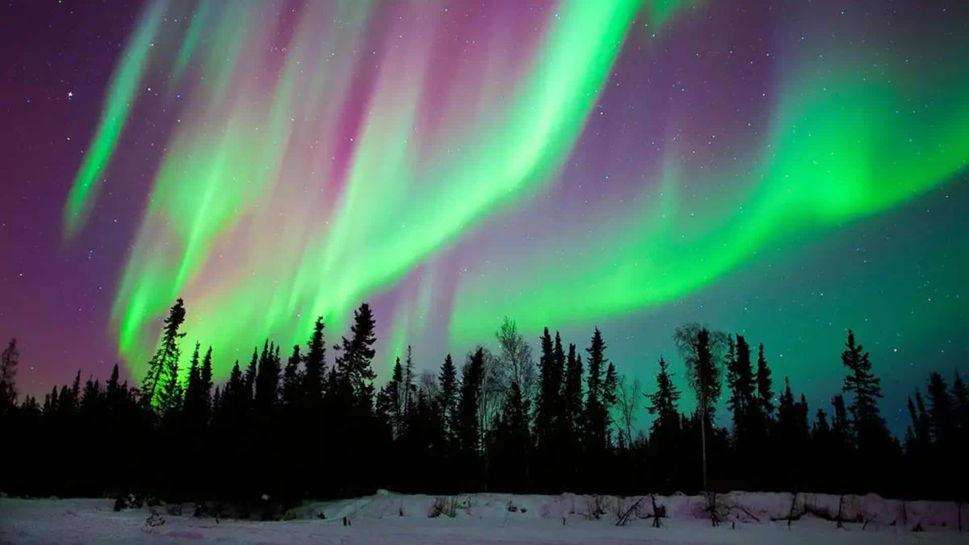 Mengapa Aurora Planetari Bercahaya dalam Warna yang Berbeda?